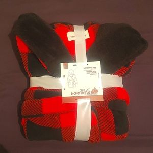 Great Northern  Fleece Robe